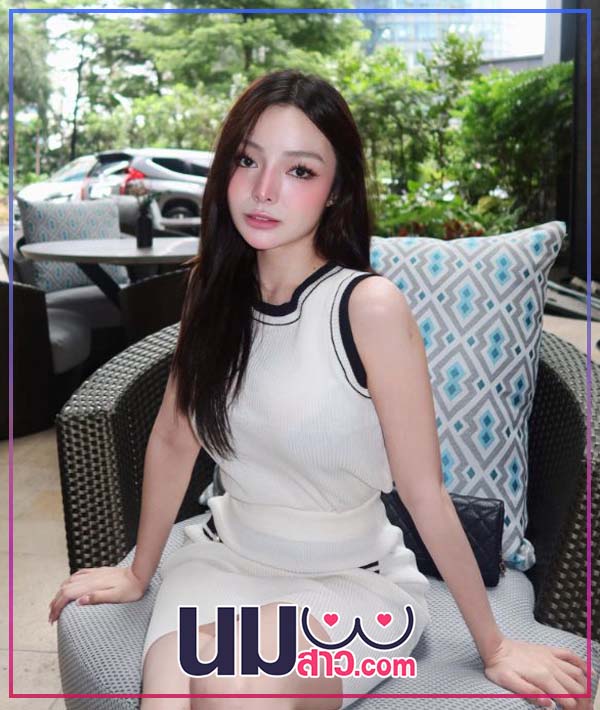 Michelle Ryu 12